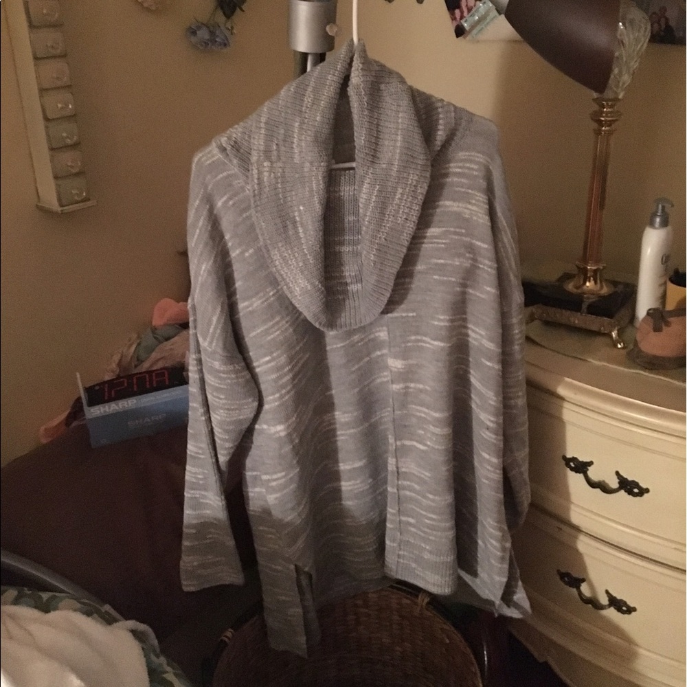 Caslon white and Gray sweater.